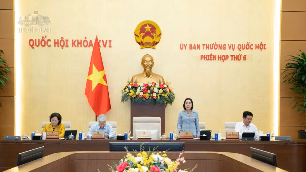 Phiên họp thứ 6 của Ủy ban Thường vụ Quốc hội. Ảnh: Quochoi.vn.
