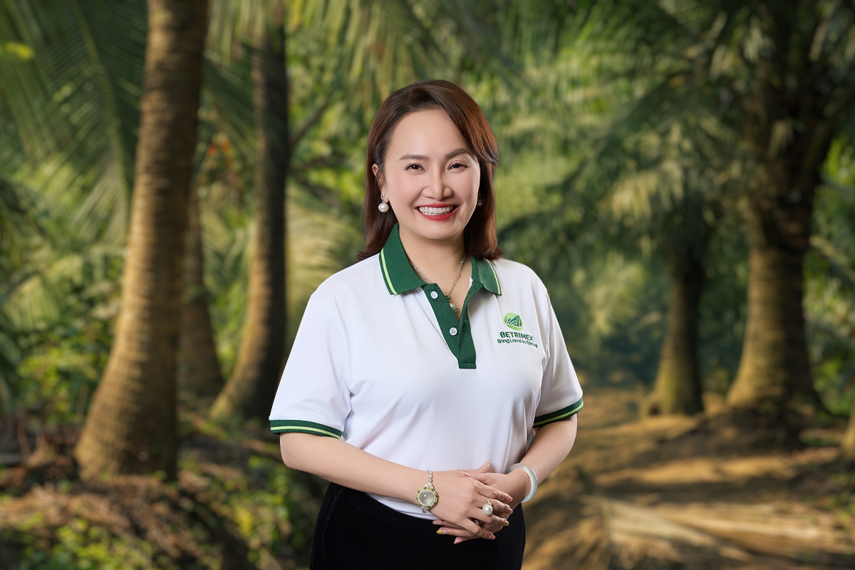 Chủ tịch Đặng Huỳnh Ức My – Nhà sáng lập Cocoxim.