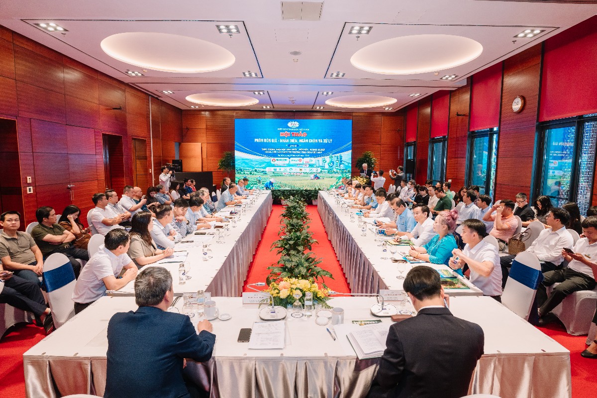 Quang cảnh hội thảo. Ảnh: Ban tổ chức.