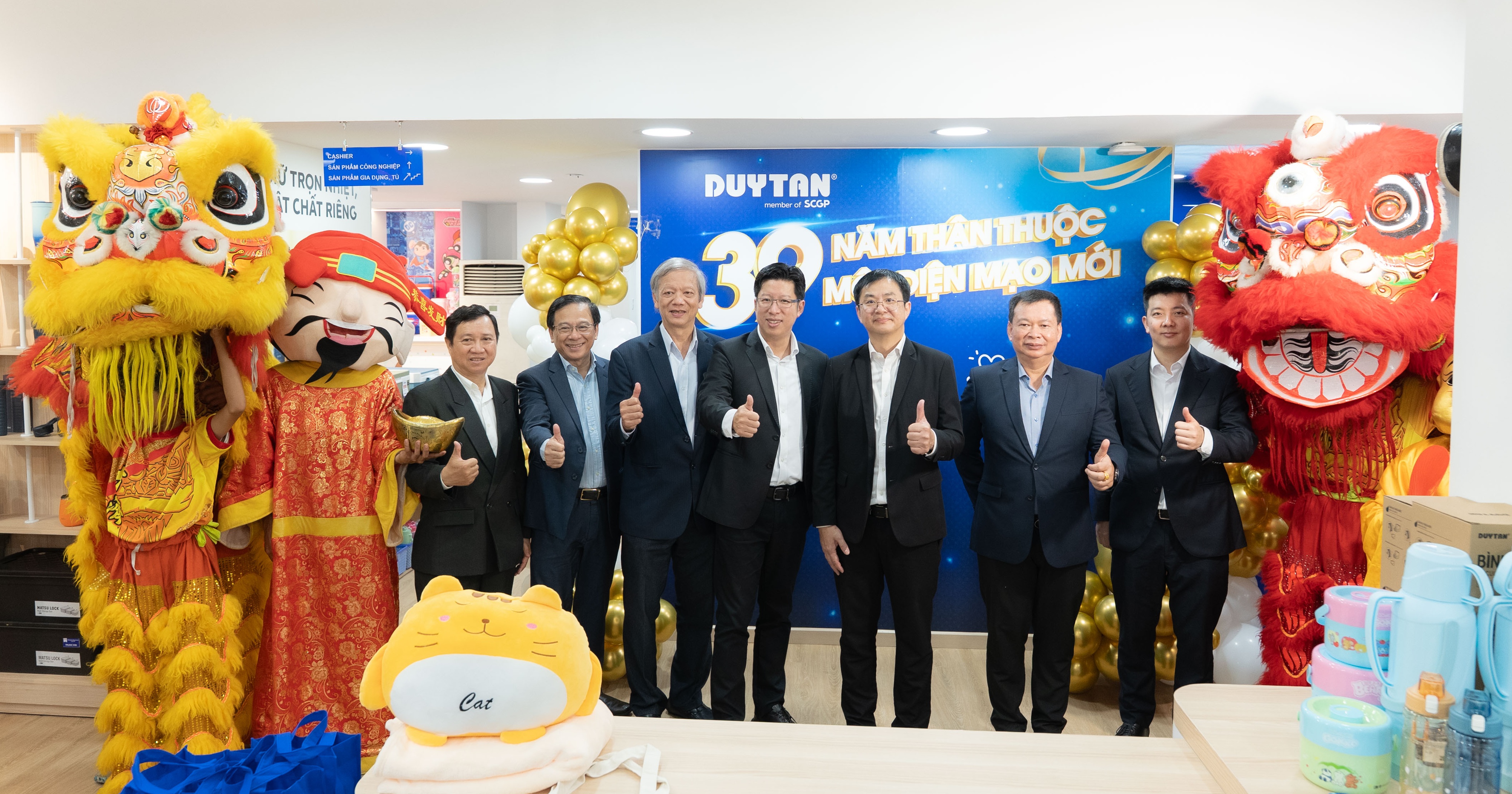 Members of Duy Tan’s leadership team at the event.