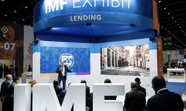 IMF: Các chính phủ không nên dựa vào việc vay nợ ngắn hạn