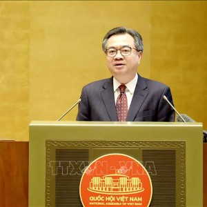 Đồng chí Nguyễn Thanh Nghị, Ủy viên Bộ Chính trị, Bí thư Trung ương Đảng, Trưởng Ban Chính sách, chiến lược Trung ương giới thiệu chuyên đề “Về Quy định số 224-QĐ/TW, ngày 14/10/2026 của Ban Chấp hành Trung ương Đảng khóa XIV về đảng viên tham gia hoạt động đầu tư, kinh doanh”. Ảnh: Phương Hoa – TTXVN