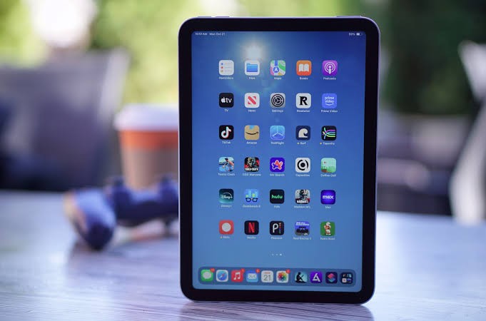 iPad mini 7. Ảnh: The Verge.