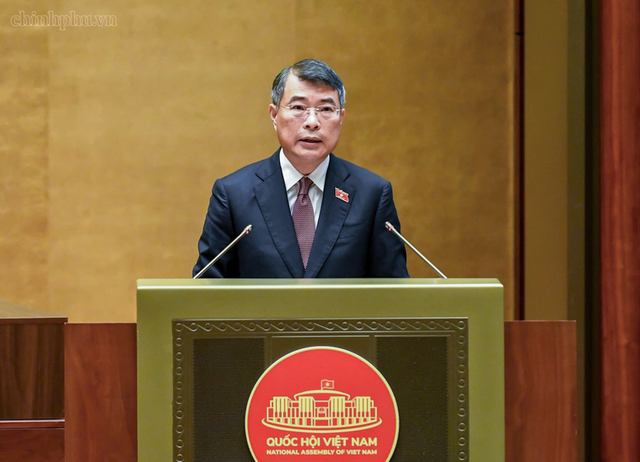Vietnam’s foreign trade turnover to surpass $1 trillion mark for first time by this year-end: Prime Minister