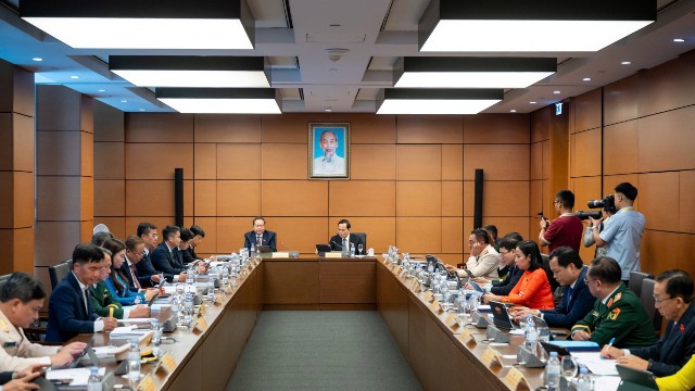 National Assembly Chairman: Transition from pre-inspection to post-inspection must create breakthroughs for digital economy development