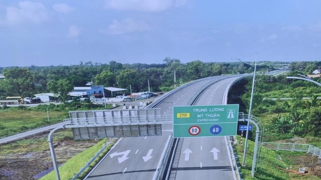 Vietnam opens 395km of expressways in first nine months of 2026