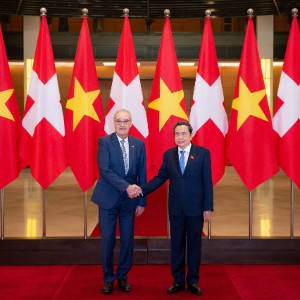 Chủ tịch Quốc hội Trần Thanh Mẫn hội kiến Tổng thống Thụy Sỹ Guy Parmelin. Ảnh: Quochoi.vn