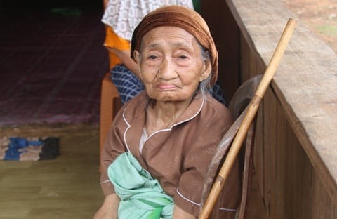 Bô lão người Tolaki Wadimula: “Phá hủy khu rừng cũng có nghĩa là phá hủy chính cuộc sống của chúng tôi”. Ảnh: Stefano Valentino