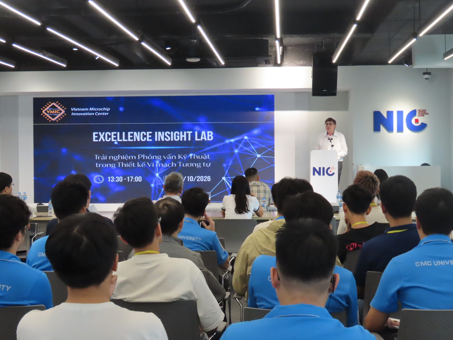 Workshop thực hành “Excellence Insight Lab – Trải nghiệm phỏng vấn kỹ thuật trong thiết kế vi mạch tương tự” tại Trung tâm Đổi mới sáng tạo Quốc gia.
