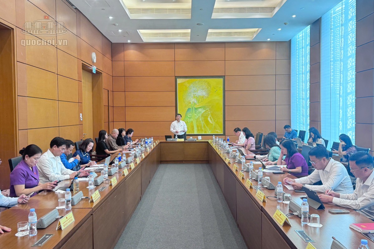 Quang cảnh thảo luận tổ 4. Ảnh: Quochoi.vn