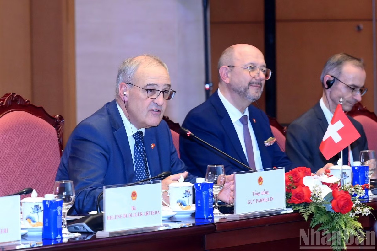 Tổng thống Liên bang Thụy Sĩ Guy Parmelin phát biểu tại hội đàm. Ảnh: Nhandan.vn