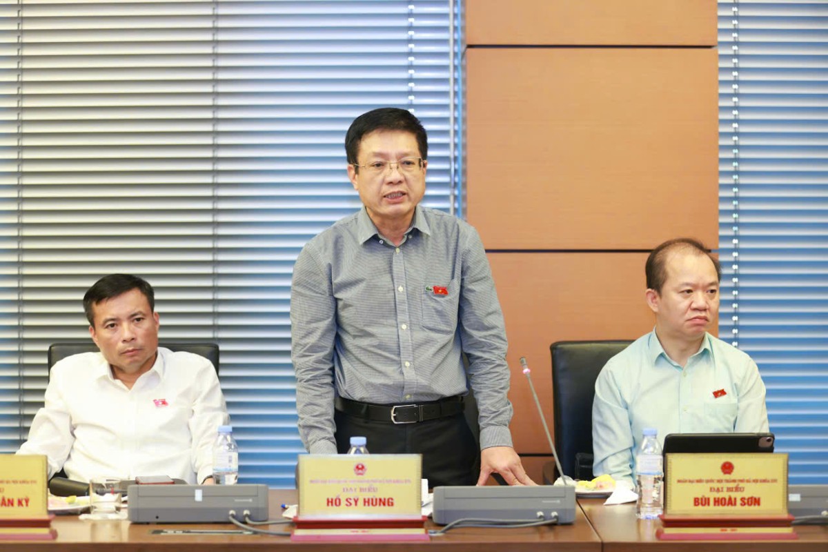 Đại biểu Hồ Sỹ Hùng (Đoàn đại biểu Quốc hội TP Hà Nội). Ảnh: Cổng thông tin điện tử Quốc hội.