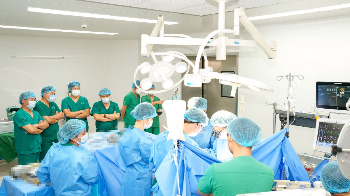 Đây là dấu mốc quan trọng trong quá trình phát triển năng lực điều trị bệnh tim mạch chuyên sâu tại địa phương. Ảnh: Bệnh viện Trung ương Huế