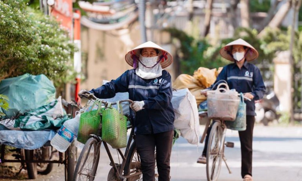 Qua nhiều thập kỷ, hoạt động thu gom, mua bán phế liệu ấy cũng góp phần hình thành mạng lưới thu hồi tài nguyên mà nền kinh tế tuần hoàn ngày nay vẫn đang cần đến.