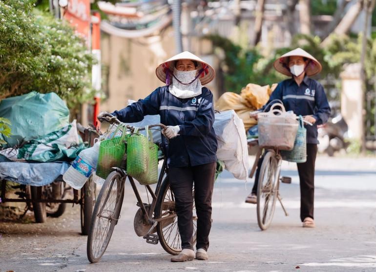 Qua nhiều thập kỷ, hoạt động thu gom, mua bán phế liệu ấy cũng góp phần hình thành mạng lưới thu hồi tài nguyên mà nền kinh tế tuần hoàn ngày nay vẫn đang cần đến.