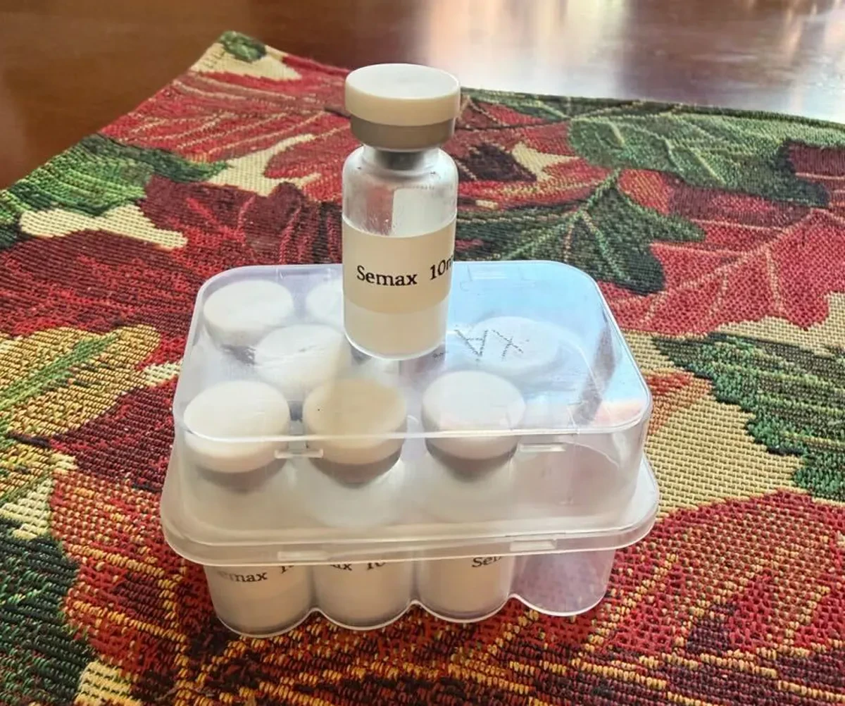 Peptides cho não như Semax đang được nhiều người tiêu dùng tìm hiểu để sử dụng. Ảnh: Taylor Bauer