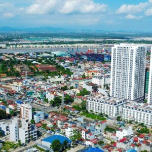 Sau dự án nhà ở xã hội 384 Lê Thánh Tông (phường Ngô Quyền), Công ty Cổ phần Hóa chất Vật liệu điện Bình Phát lại được làm chủ dự án 1.777 căn nhà ở xã hội trên địa bàn phường Lê Chân. Ảnh: Trung Kiên.