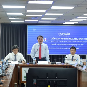 Ông Lê Trường Duy, Giám đốc Trung tâm Cách mạng Công nghiệp lần thứ 4 tại TP.HCM (HCMC C4IR), chia sẻ tại buổi họp báo về Diễn đàn Kinh tế Mùa thu 2026 ngày 20/10. Ảnh: HCMC C4IR