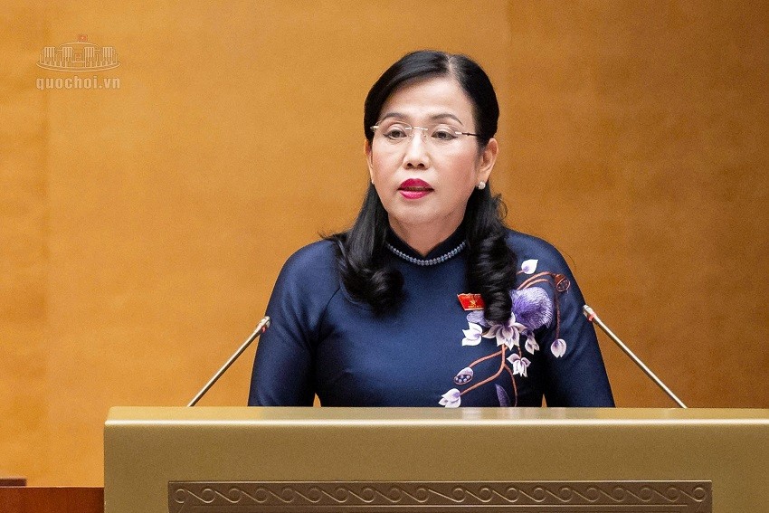 Chủ nhiệm Ủy ban Khoa học, Công nghệ và Môi trường Nguyễn Thanh Hải trình bày Báo cáo thẩm tra về Dự án Luật sửa đổi, bổ sung một số điều của Luật Điện lực. Ảnh: quochoi.vn.