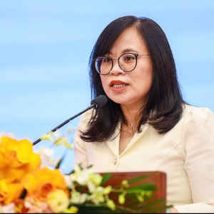Bà Lê Thị Việt Nga, Phó chủ tịch Ủy ban Chứng khoán Nhà nước.