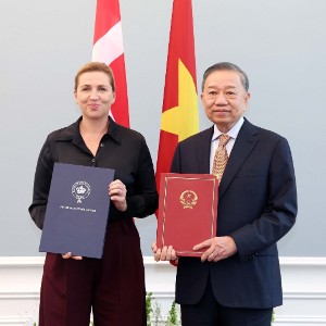 Tổng Bí thư, Chủ tịch nước Tô Lâm và Thủ tướng Đan Mạch Mette Frederiksen. Ảnh: Thống Nhất-TTXVN
