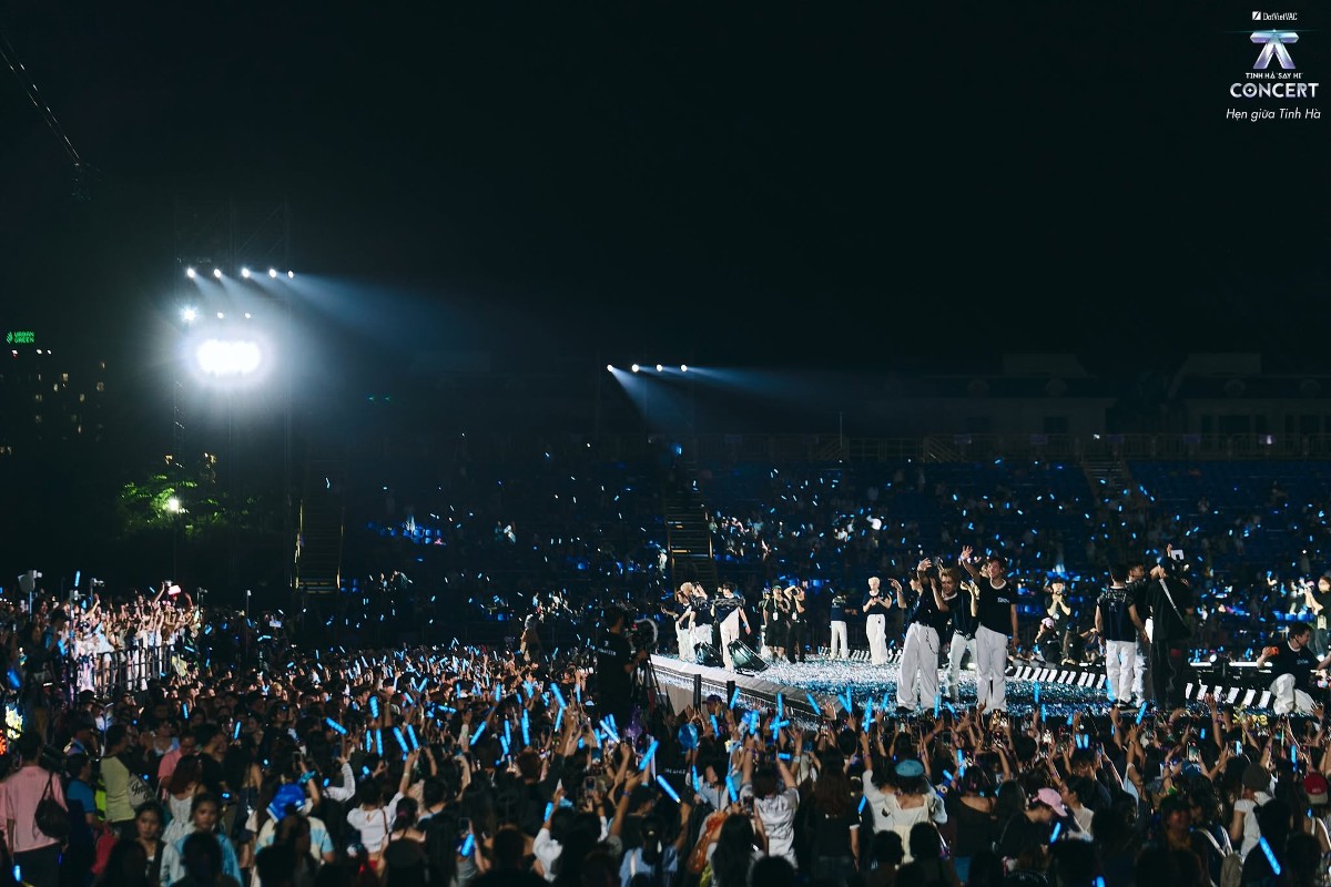 Ảnh: Fanpage "Tinh Hà Say Hi"
