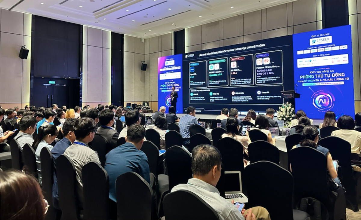 Hội thảo CYSEEX 2026 với chủ đề “Kiến tạo năng lực phòng thủ tự động trong kỷ nguyên AI và hậu lượng tử” ngày 21/10 - ảnh: Nam Anh.