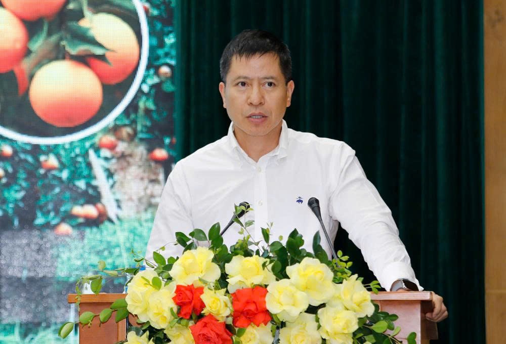 Ông Nguyễn Minh Tiến - Giám đốc Trung tâm Xúc tiến thương mại nông nghiệp, Bộ Nông nghiệp và Môi trường phát biểu tại hội nghị, Ảnh: Ban tổ chức.