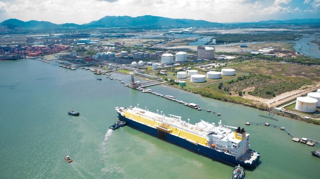 Vietnam, Malaysia boost LNG cooperation to ensure energy security
