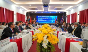 Hội thảo quốc tế về Hội nhập kinh tế và Khả năng chống chịu của doanh nghiệp (CIECI & ICFBE 2026). Ảnh: UEB