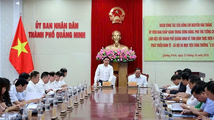 Phó Thủ tướng Chính phủ Nguyễn Văn Thắng làm việc với thành phố Quảng Ninh. Ảnh: Nhandan.vn