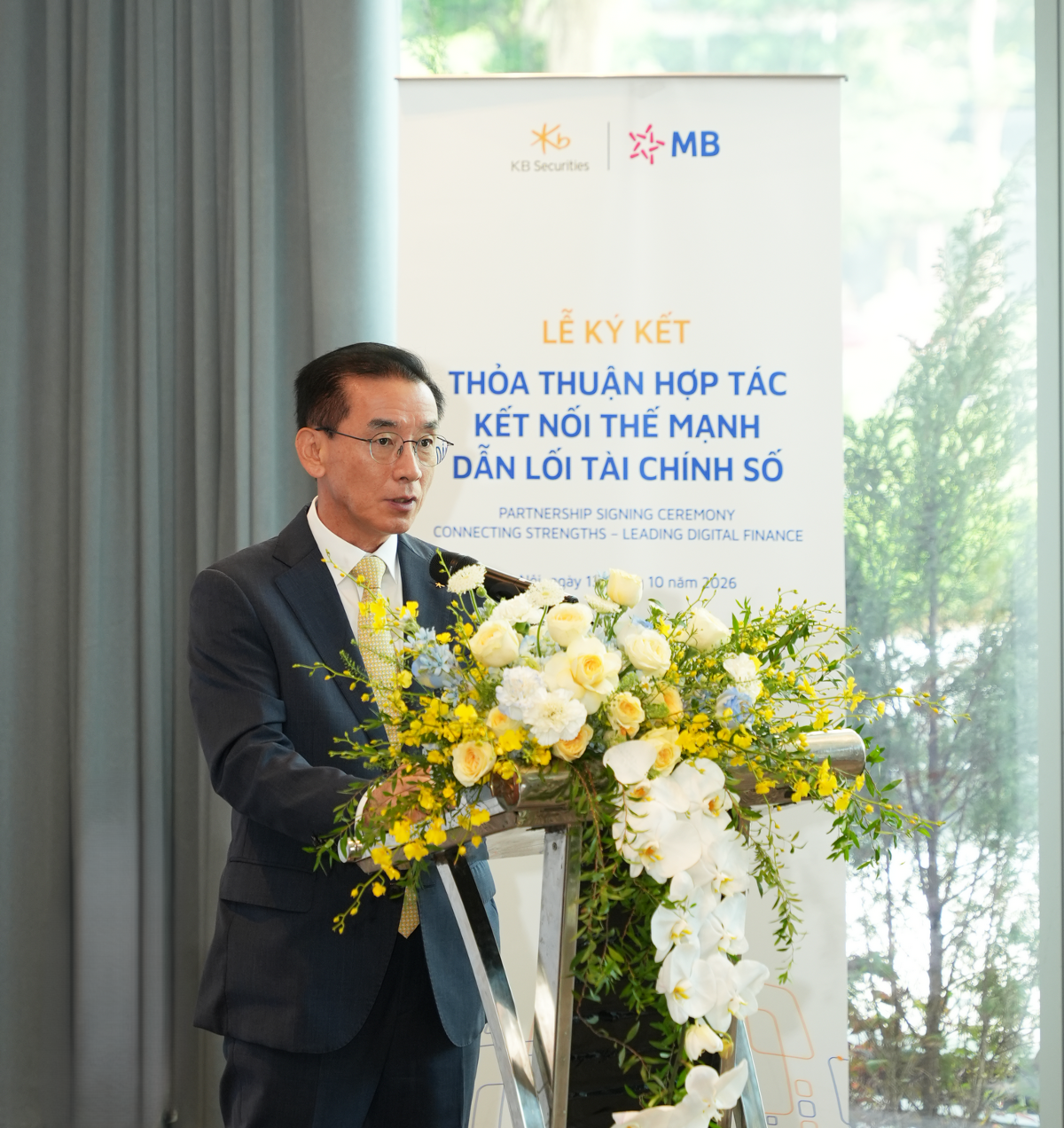 Ông Park Kang Hyun – Tổng giám đốc KBSV chia sẻ về định hướng hợp tác trong buổi lễ ký kết.