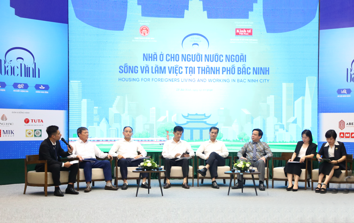 Tọa đàm đã mang lại những thông tin thiết thực đối với thị trường bất động sản thời gian tới. Ảnh: Việt Dũng