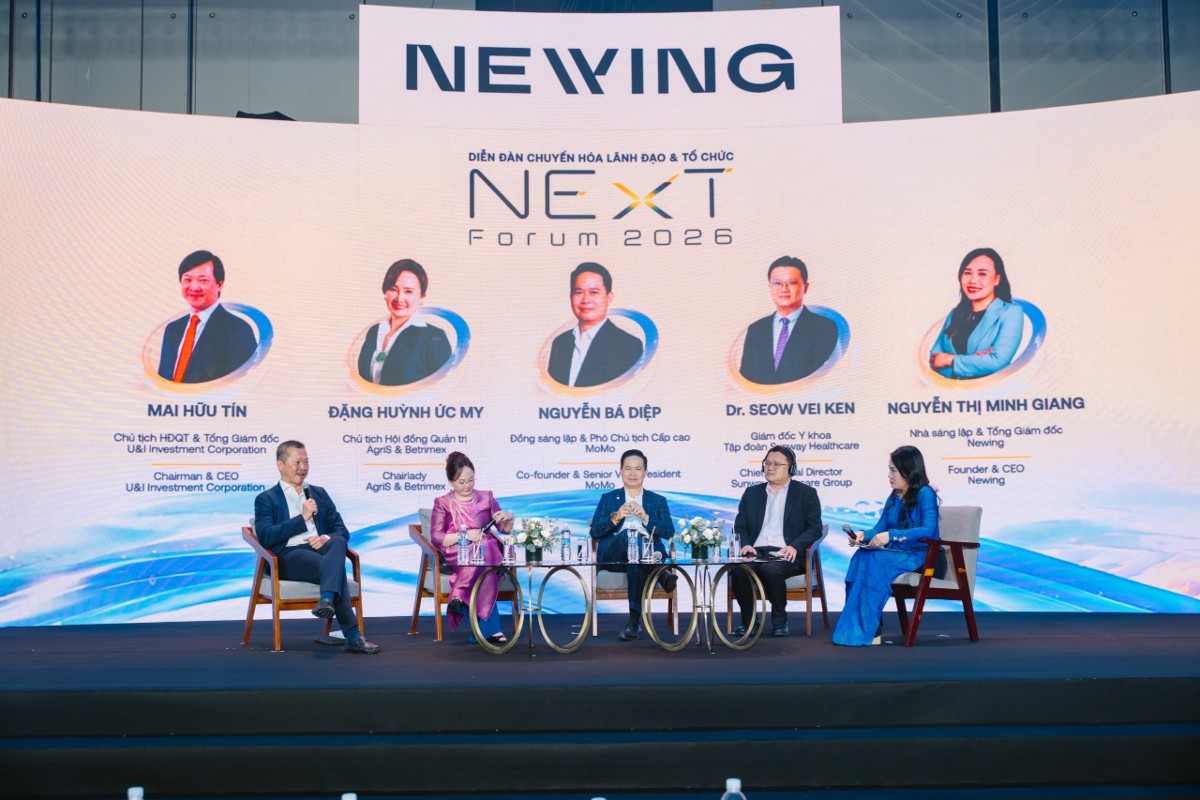 Phiên tọa đàm chia sẻ bài học thực chiến về tăng trưởng bền vững tại The NExT Forum 2026.