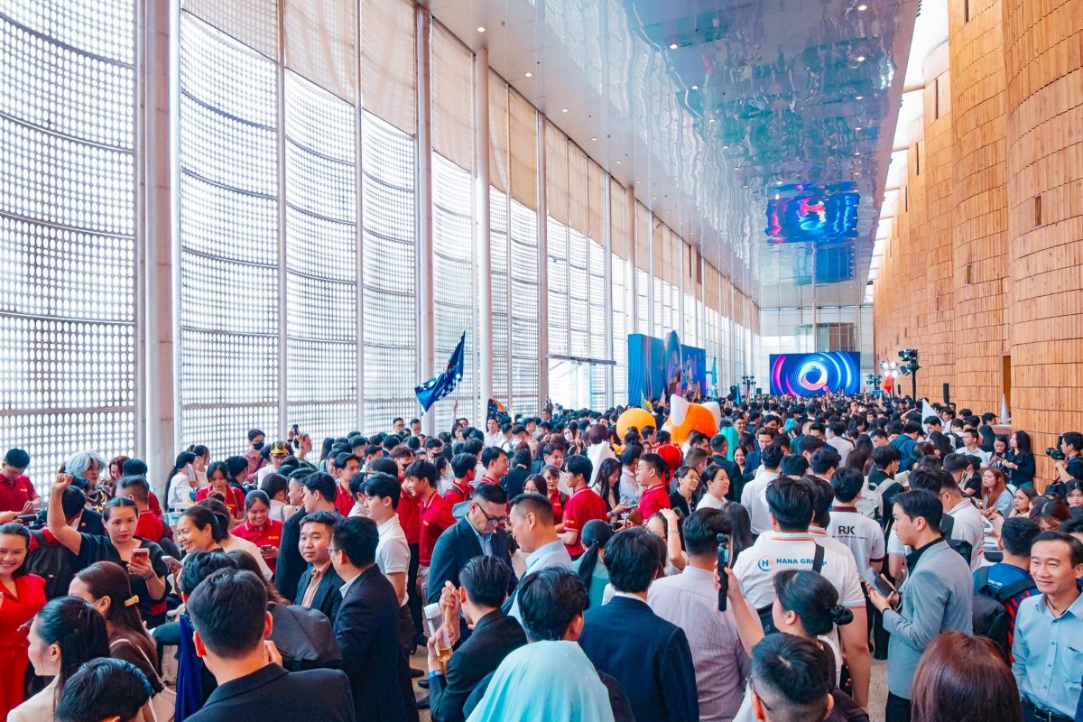 Lễ giới thiệu dự án Qtopia thu hút hơn gần 3.000 chuyên gia tư vấn tham dự.