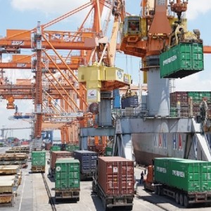 Hiệp định Đối tác Kinh tế Toàn diện Việt Nam – UAE (CEPA) được kỳ vọng sẽ mở ra cơ hội xuất khẩu cho các doanh nghiệp Việt Nam. Ảnh: Quang Phúc.