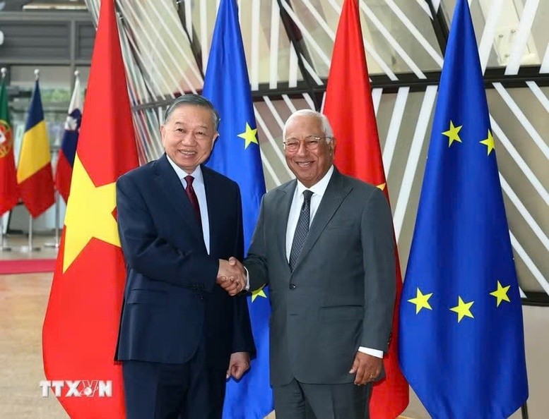 Chủ tịch Hội đồng Châu Âu Antonio Costa chủ trì lễ đón Tổng Bí thư, Chủ tịch nước Tô Lâm - Ảnh: TTXVN