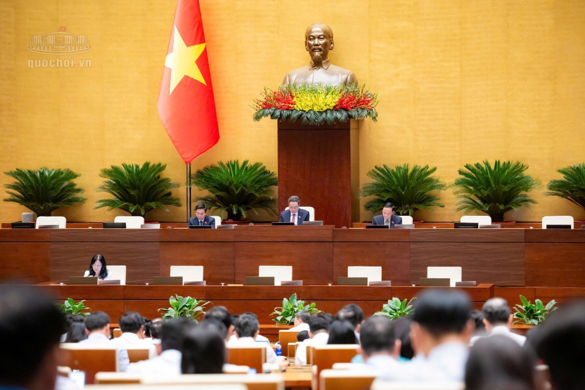 Chủ tịch Quốc hội Trần Thanh Mẫn cùng các Phó Chủ tịch Quốc hội tại phiên họp. Ảnh: quochoi.vn