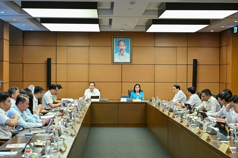 Chủ tịch Quốc hội Trần Thanh Mẫn cho ý kiến về dự án Luật Ban hành văn bản quy phạm pháp luật (sửa đổi). Ảnh: Quochoi.vn