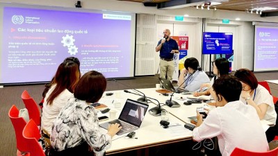 Vietnam waives work permits for 18 foreign worker groups