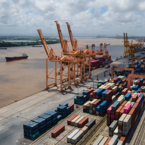 Việt Nam xuất siêu 1,82 tỷ USD trong nửa đầu tháng 10. Ảnh: Việt Dũng
