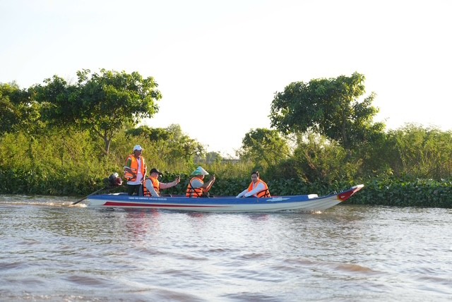 Trải nghiệm trên sông Đầm. Ảnh: TTXTDL Đà Nẵng