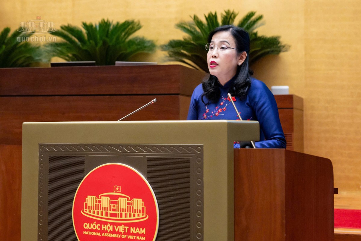 Chủ nhiệm Ủy ban Khoa học, Công nghệ và Môi trường Nguyễn Thanh Hải trình bày báo cáo tóm tắt thẩm tra về dự án Luật An toàn thực phẩm (sửa đổi). Ảnh: Cổng thông tin điện tử Quốc hội.