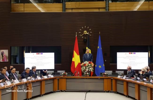 Top Vietnamese leader's policy speech at Egmont Institute of Belgium