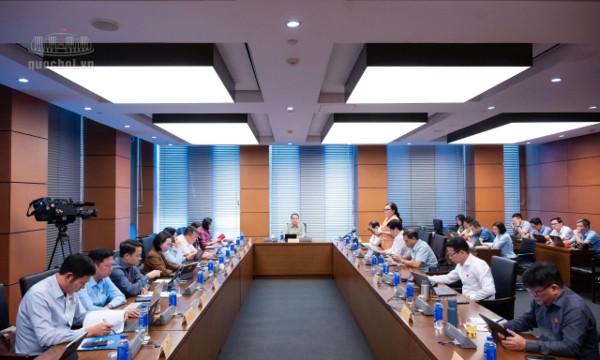 Sửa Luật Đầu tư: Gỡ vướng thủ tục, bảo vệ nhà đầu tư và thực chất hóa chuỗi cung ứng