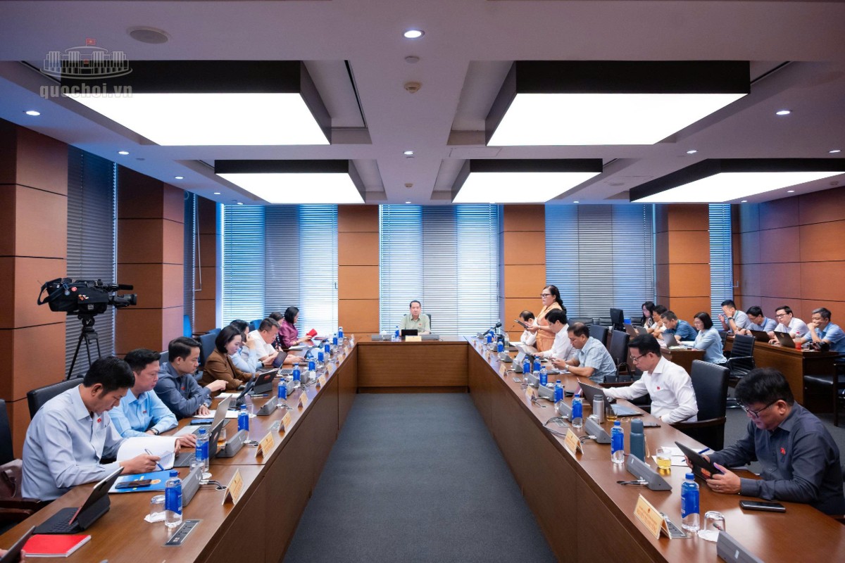 Toàn cảnh phiên thảo luận. Ảnh: quochoi.vn