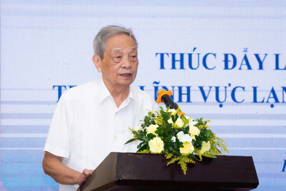 TS Tạ Quang Ngọc, Chủ tịch Hội Khoa học Kỹ thuật Lạnh và Điều hòa không khí Việt Nam phát biểu tại hội thảo.