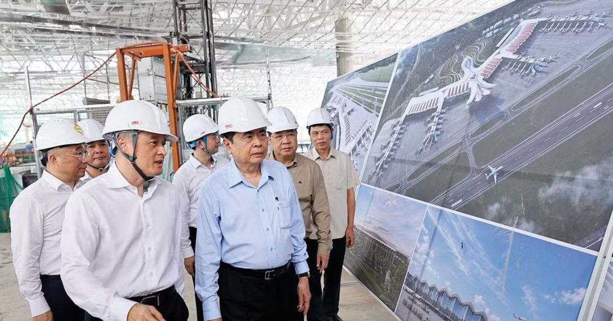 Chủ tịch Quốc hội yêu cầu không lùi tiến độ các công trình phục vụ APEC 2027
