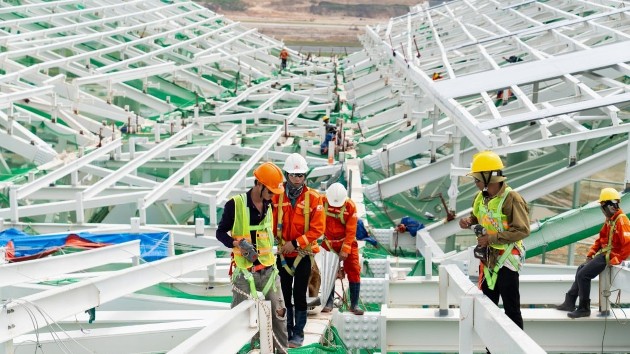 Construction firms face labor crunch amid infrastructure boom
