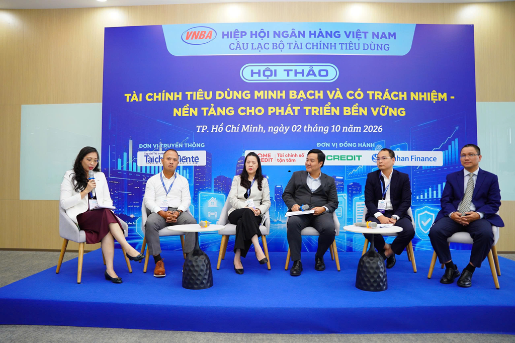 Phiên thảo luận “Làm sao để người dân nhận diện đúng và sử dụng tài chính tiêu dùng an toàn, có trách nhiệm?.
